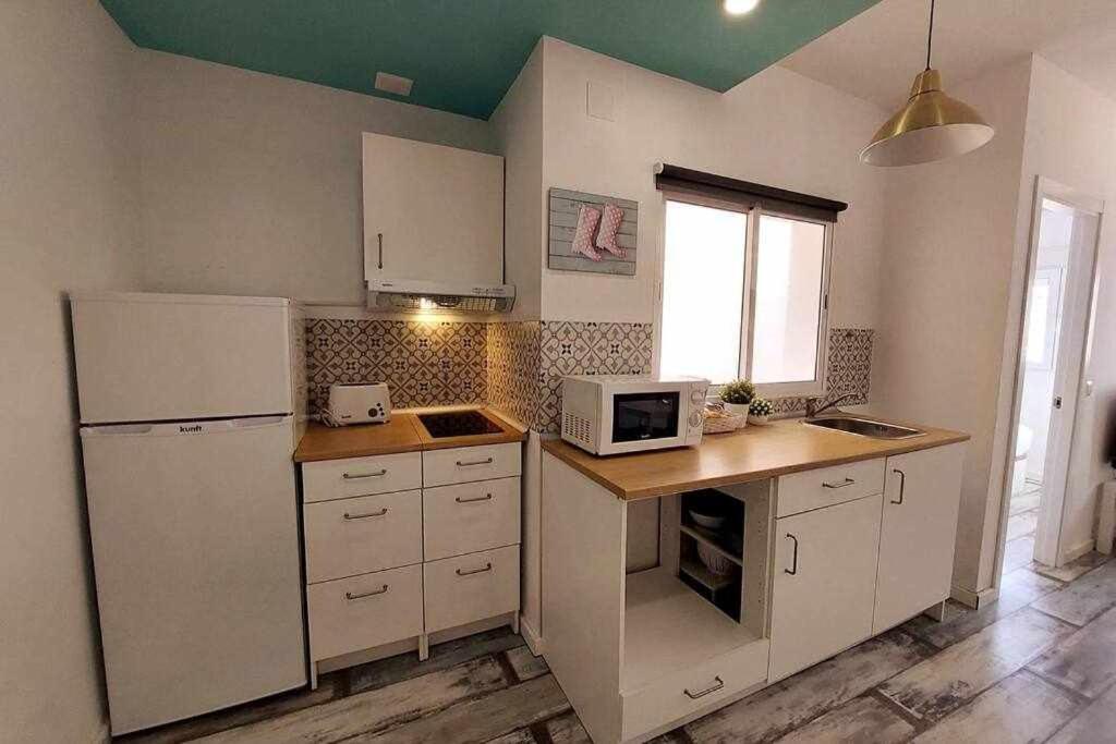 Bonito Apartamento En 2º Linea De Playa & Parking Apartment Malaga Exterior photo