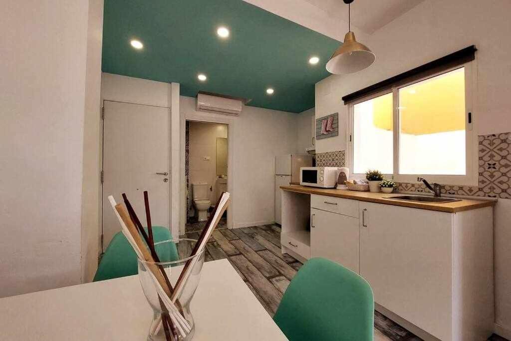 Bonito Apartamento En 2º Linea De Playa & Parking Apartment Malaga Exterior photo